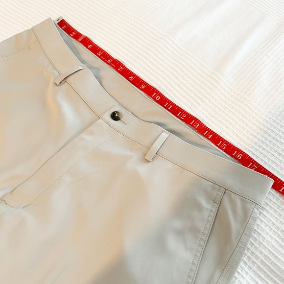 Haggar Men’s 36x30 Activewear Beige Pants Golf - Picture 8 of 10